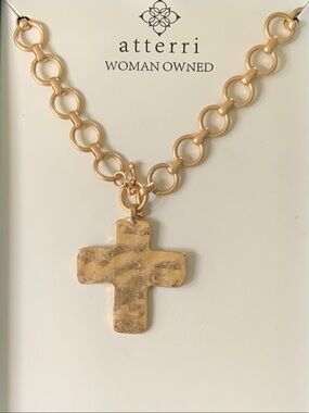 NWT Atterri Hammered Gold Cross Link Necklace - Women's Jewelry